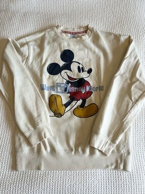 Disney Vintage Mickey Crewneck Sweatshirt in Cream with Red and Yellow